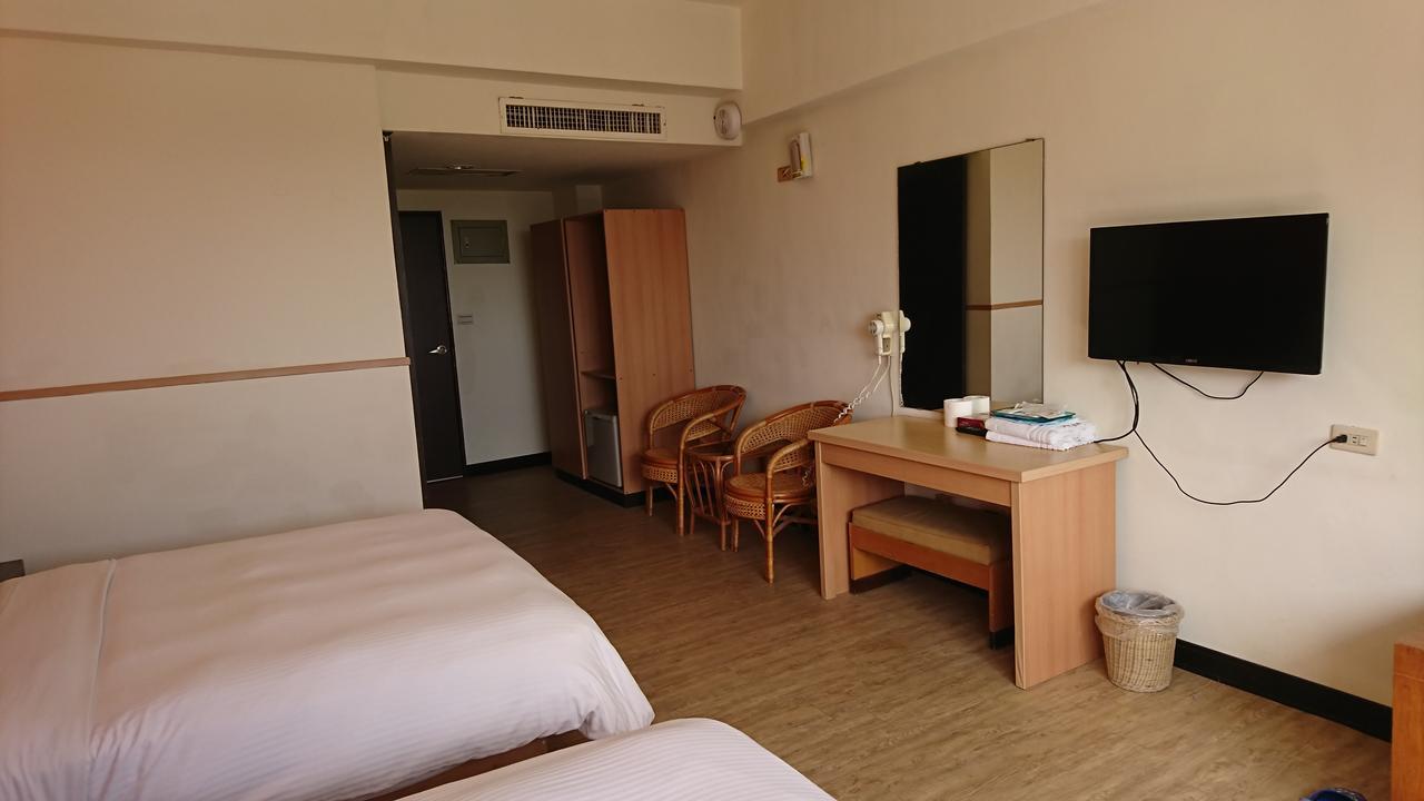 Angela Hotel Taitung Luaran gambar