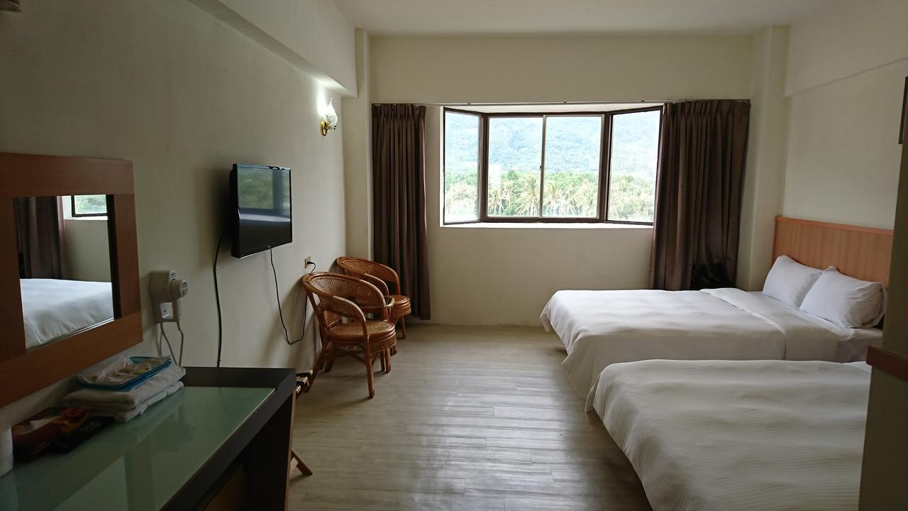 Angela Hotel Taitung Luaran gambar